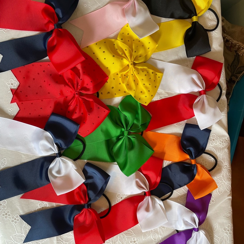 Multi-colored Cheerleader Large Hair-Bows 12 Count New Never Worn Girls Women